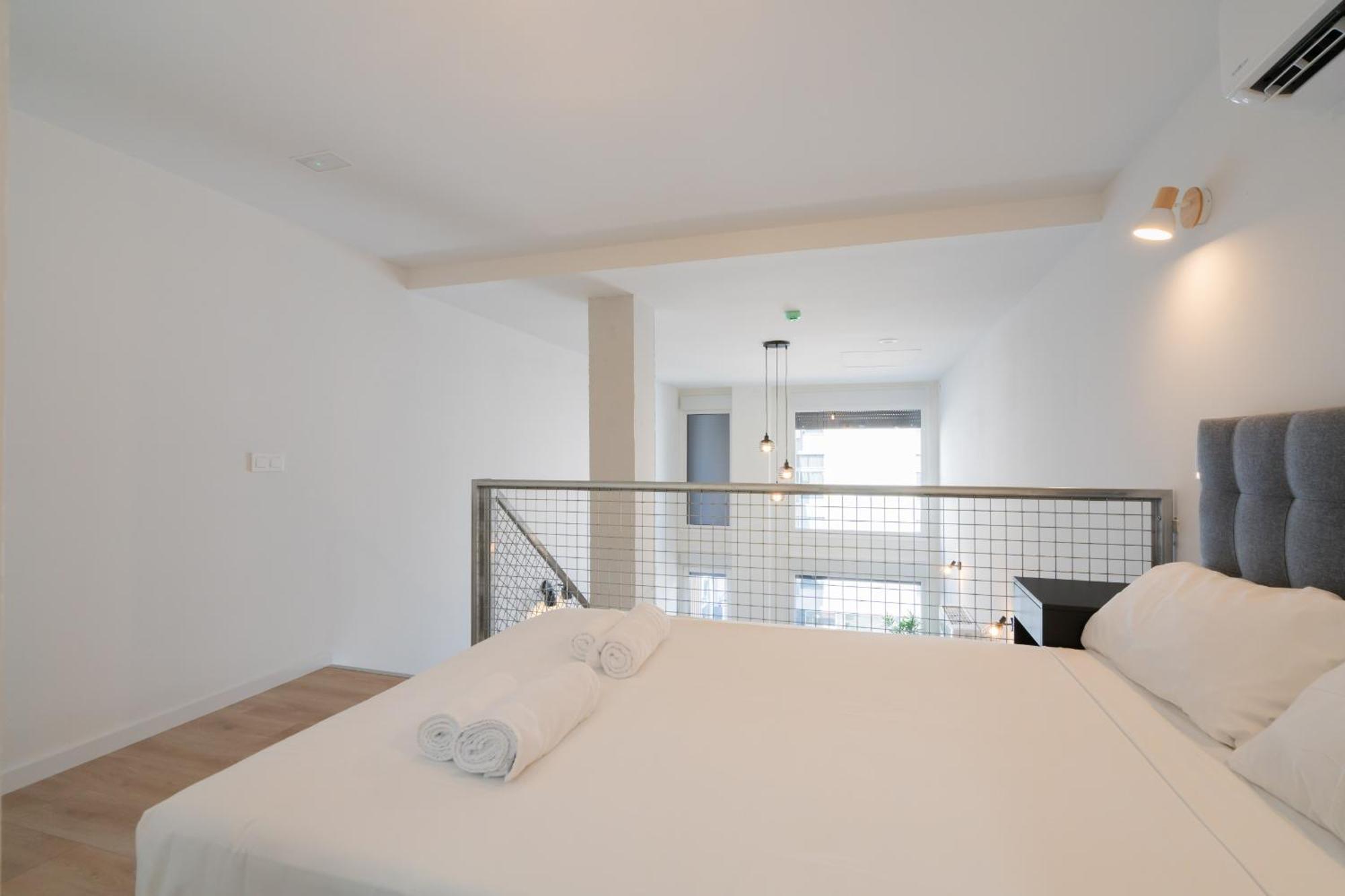 Loft Reformado Industrial Con Garaje Alquiler Temporal Apartment มาดริด ภายนอก รูปภาพ