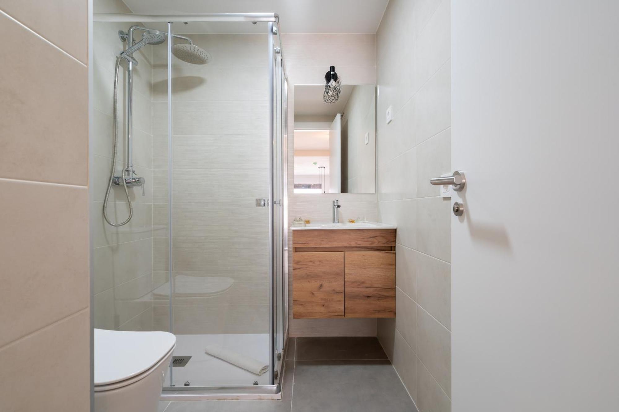 Loft Reformado Industrial Con Garaje Alquiler Temporal Apartment มาดริด ภายนอก รูปภาพ