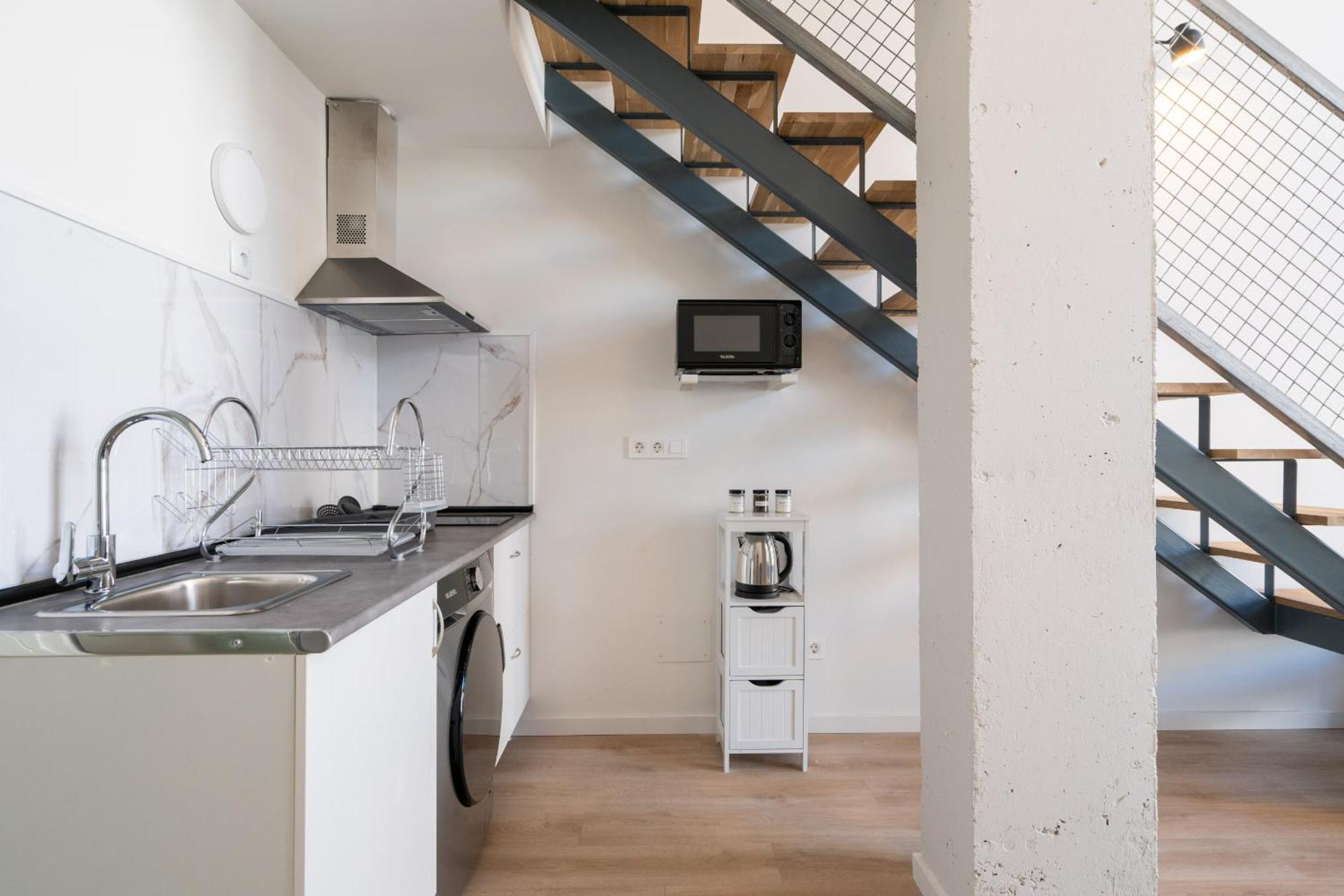 Loft Reformado Industrial Con Garaje Alquiler Temporal Apartment มาดริด ภายนอก รูปภาพ